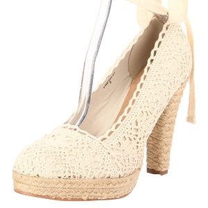 Go Max Platform Pump Nude 7.5